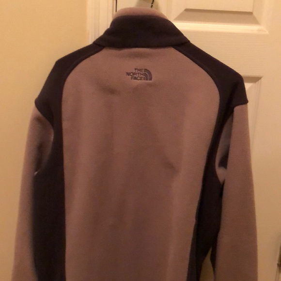 North Face fleece - Picture 2 of 2